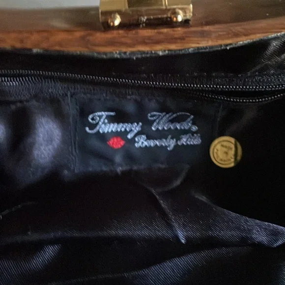 Brown Timmy Woods Bag with flower detail 🤎 - Picture 2 of 2